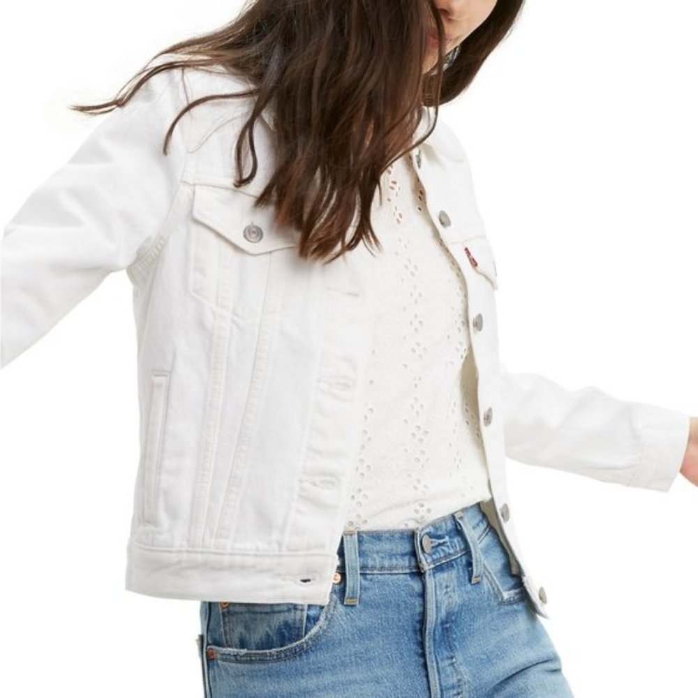 NEW Levi’s White Denim Original Trucker Jacket